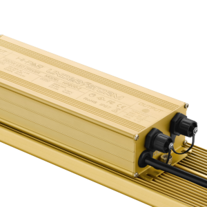 Alternative view of HI PAR UNDERSTORM 200W INCLUDES MANUAL DIMMER